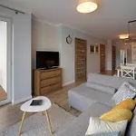 Nowoczesne Sun Seasons 24 W Szklarskiej Porebie Z Parkingiem By Renters * Szklarska Poręba