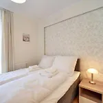 Nowoczesne Sun Seasons 24 W Szklarskiej Porebie Z Parkingiem By Renters Szklarska Poręba