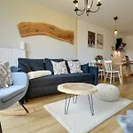 Apartment Nowoczesne Sun Seasons 24 W Szklarskiej Porebie Z Parkingiem By Renters *