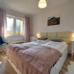Apartment Nowoczesne Sun Seasons 24 W Szklarskiej Porebie Z Parkingiem By Renters Szklarska Poreba