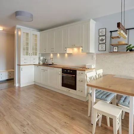 Nowoczesne Sun Seasons 24 W Szklarskiej Porebie Z Parkingiem By Renters Апартаменти Шклярська Поремба