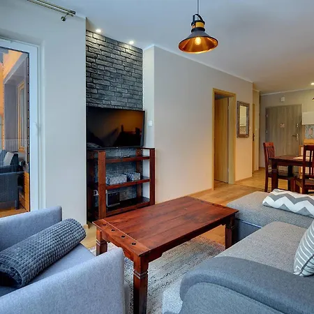 Nowoczesne Sun Seasons 24 W Szklarskiej Porebie Z Parkingiem By Renters Шклярська Поремба