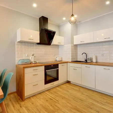 Nowoczesne Sun Seasons 24 W Szklarskiej Porebie Z Parkingiem By Renters * Шклярська Поремба