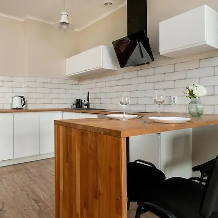 Nowoczesne Sun Seasons 24 W Szklarskiej Porebie Z Parkingiem By Renters Апартаменти