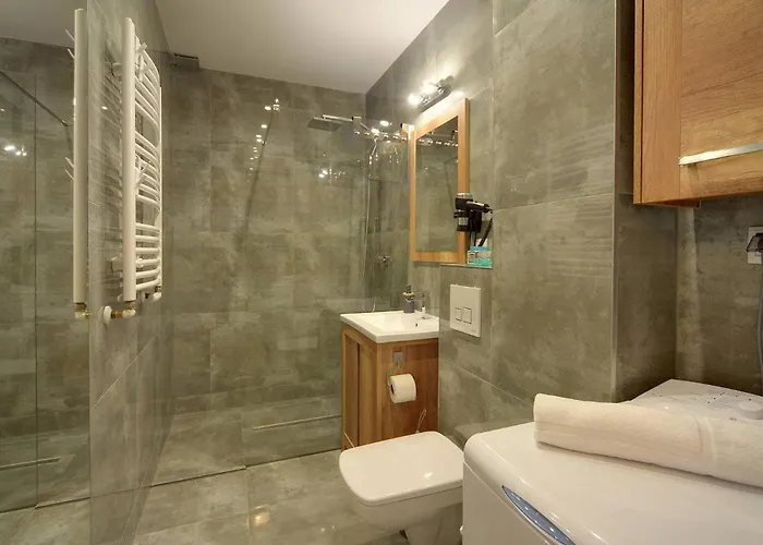 Nowoczesne Sun Seasons 24 W Szklarskiej Porebie Z Parkingiem By Renters Appartement *